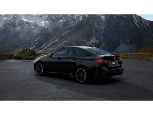 New 2026 BMW M235i xDrive w/ Technology Package image 2