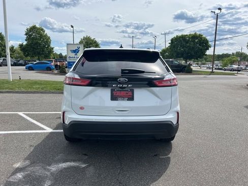 Used 2024 Ford Edge SEL w/ Sport Appearance Package AWD/4WD image 6