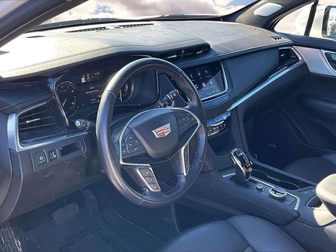 Certified 2023 Cadillac XT5 Premium Luxury w/ LPO, Floor Liner Package image 17