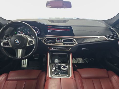 Used 2021 BMW X6 M50i w/ Premium Package image 12