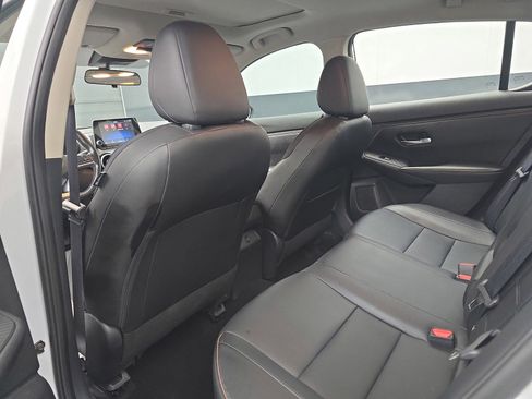 Used 2023 Nissan Sentra SR w/ SR Premium Package FWD image 42