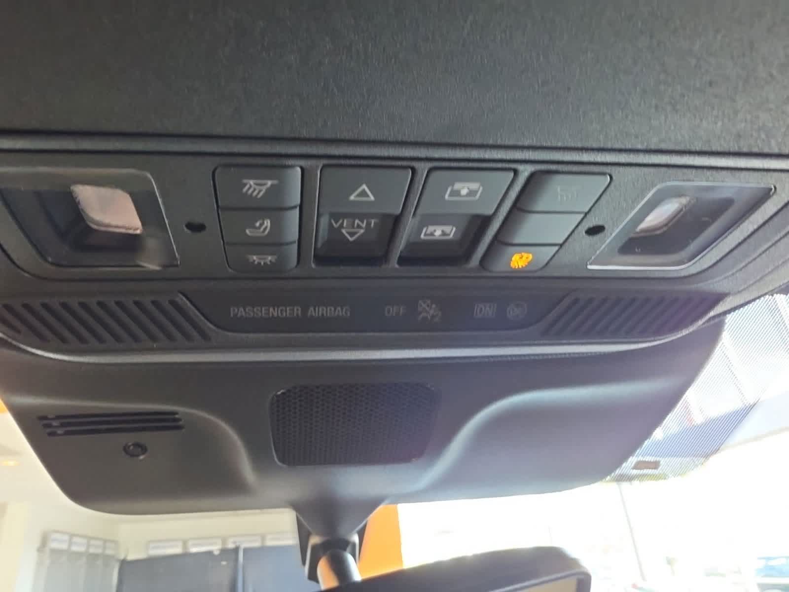 Used 2025 Ford Expedition Tremor AWD/4WD image 29
