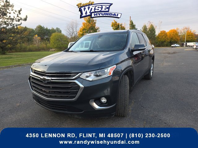 Used 2019 Chevrolet Traverse LT FWD image 3