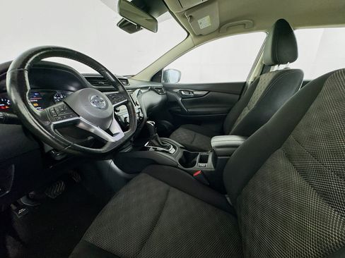 Used 2020 Nissan Rogue Sport SV w/ All-Weather Package AWD/4WD image 20