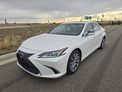 Used 2020 Lexus ES 300h w/ Premium Package