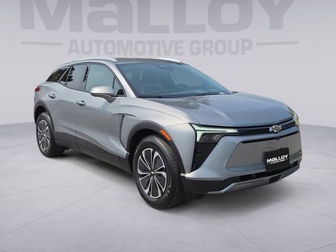 Used 2026 Chevrolet Blazer EV LT FWD image 7