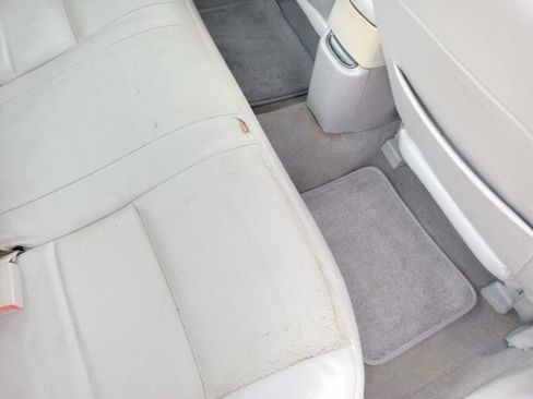 Used 2005 Ford Taurus SE image 12