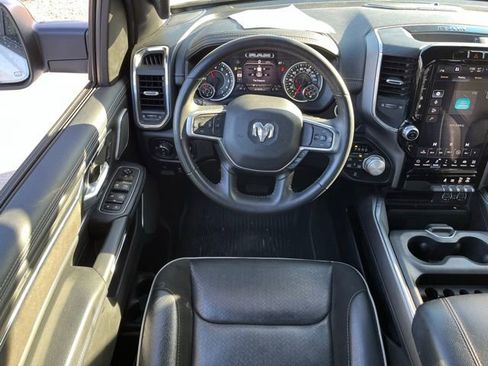 Used 2024 RAM 1500 Laramie AWD/4WD image 14