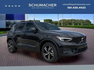New 2026 Volvo XC40 B5 Core AWD/4WD video 1