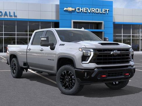 New 2026 Chevrolet Silverado 3500 LTZ image 7