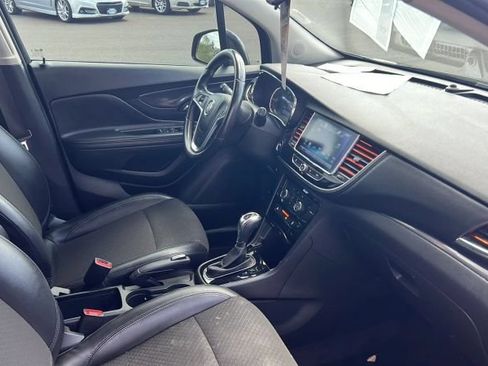 Used 2019 Buick Encore Preferred FWD image 5