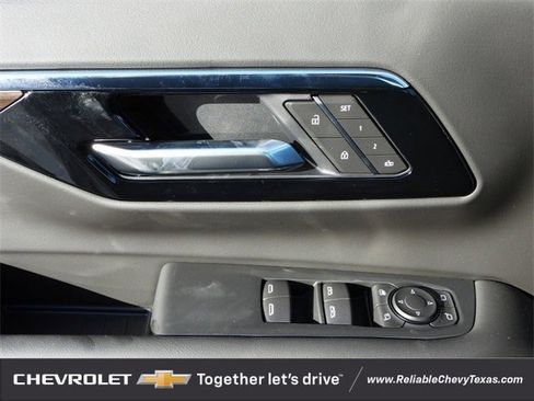 New 2026 Chevrolet Suburban LT w/ Comfort Package image 21