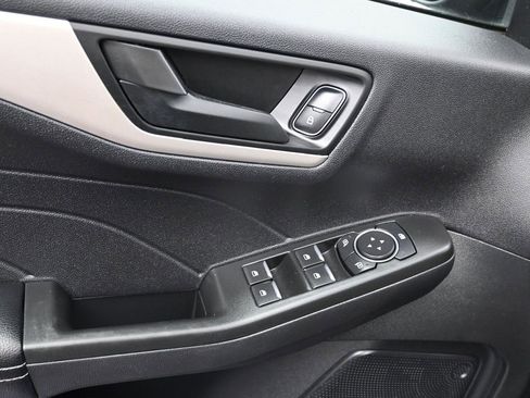 Certified 2022 Ford Escape SE w/ Convenience Package image 12