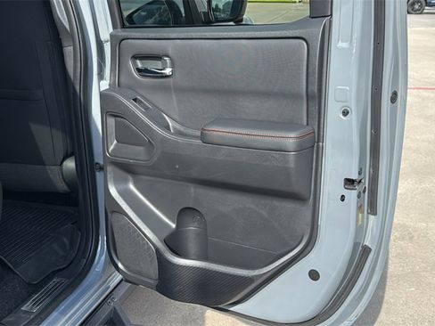 Used 2023 Nissan Frontier PRO-4X w/ Pro Convenience Package image 28