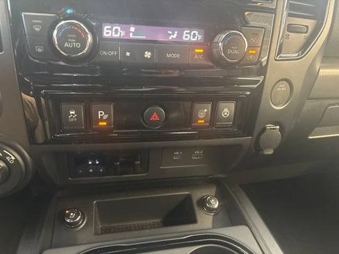 Used 2021 Nissan Titan PRO-4X w/ Pro-4x Convenience Package AWD/4WD image 50
