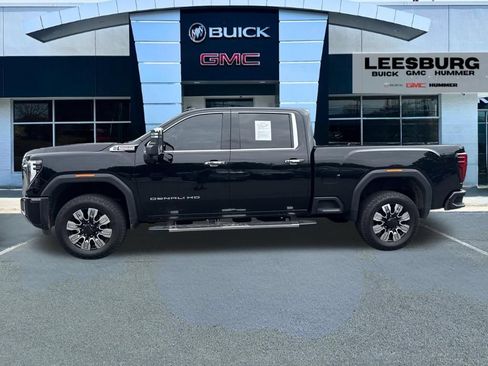 Used 2024 GMC Sierra 2500 Denali w/ Denali Reserve Package AWD/4WD image 4