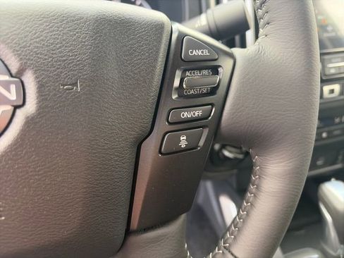 New 2026 Nissan Frontier 4x4 Crew Cab image 26