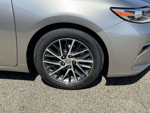 Used 2017 Lexus ES 350 w/ Navigation System Package FWD image 8
