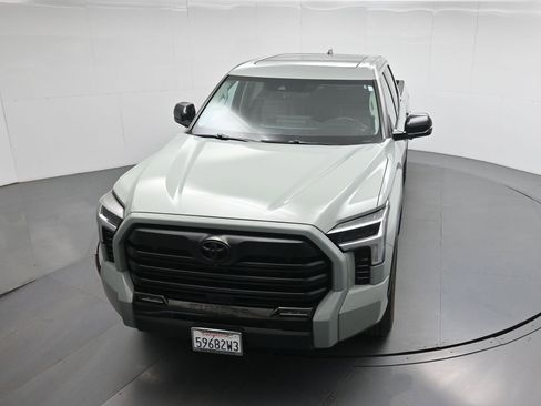 Used 2024 Toyota Tundra Limited image 40