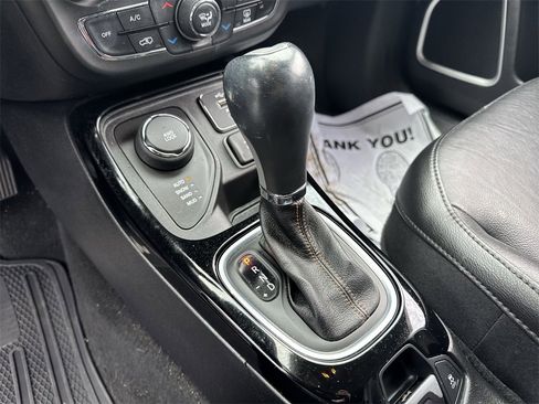 Used 2020 Jeep Compass Limited image 19