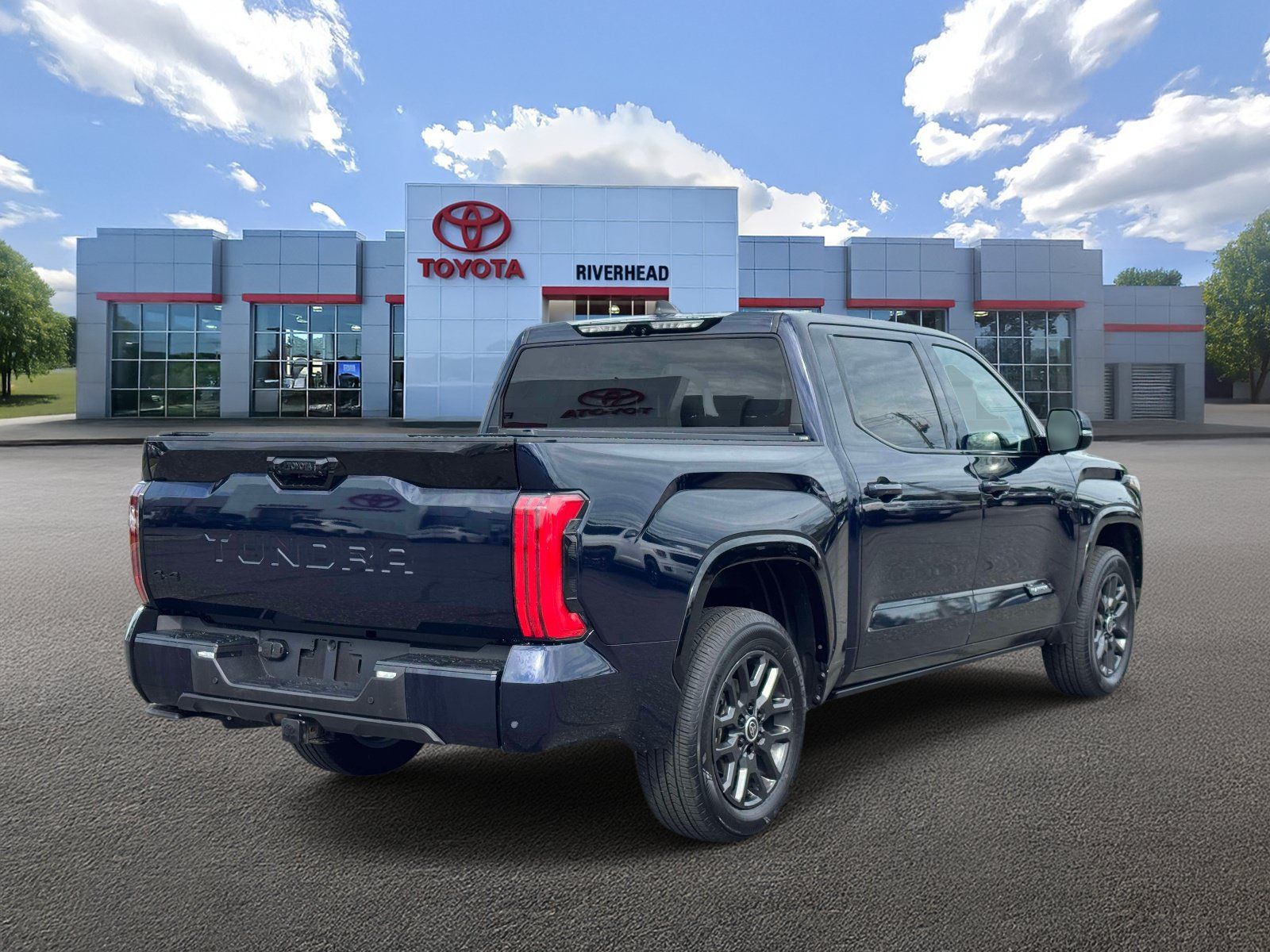 Certified 2024 Toyota Tundra Platinum AWD/4WD image 7