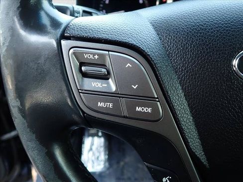 Used 2018 Hyundai Santa Fe AWD w/ Cargo Package image 16