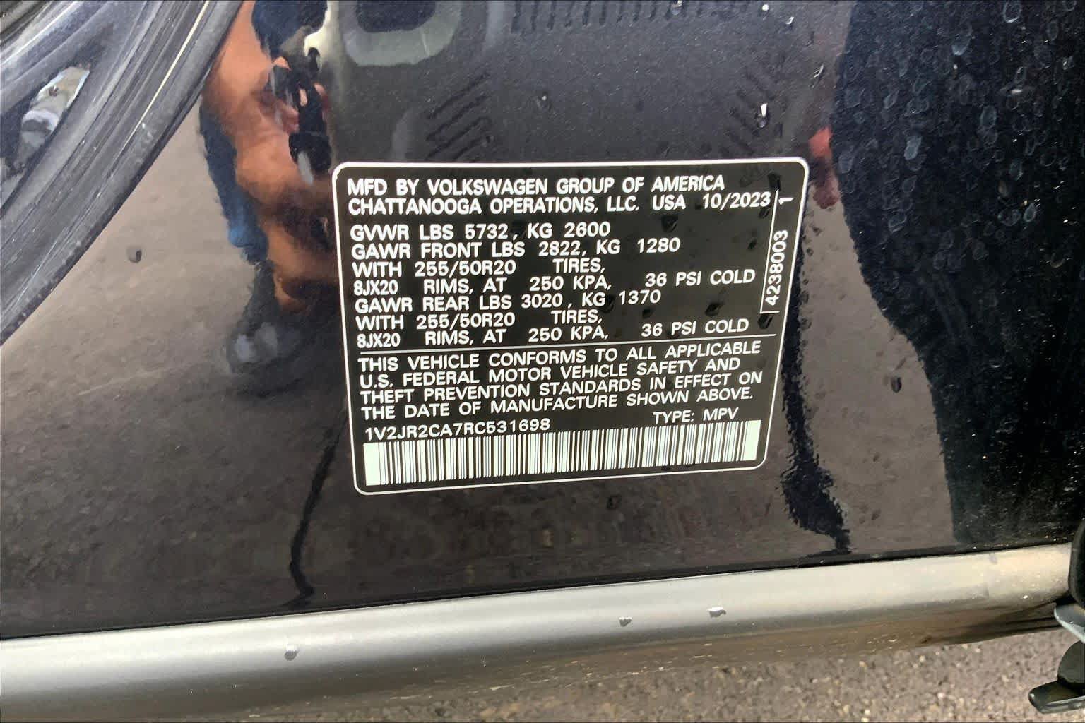 Used 2024 Volkswagen Atlas SE w/ Panoramic Sunroof Package FWD image 20