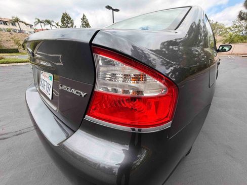 Used 2009 Subaru Legacy 2.5i Special Edition AWD/4WD image 12