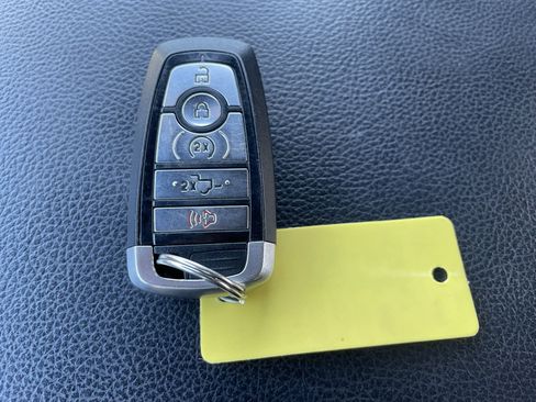 Used 2018 Ford F150 Lariat image 30