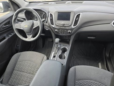 Used 2024 Chevrolet Equinox LT image 18