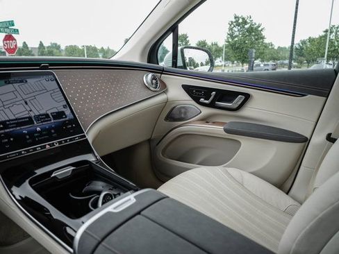 Certified 2023 Mercedes-Benz EQS 450+ SUV image 26