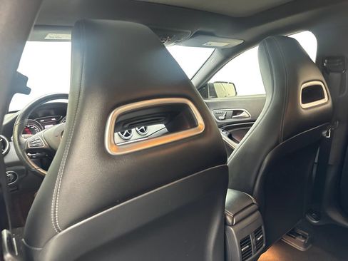 Used 2019 Mercedes-Benz CLA 250 4MATIC image 32