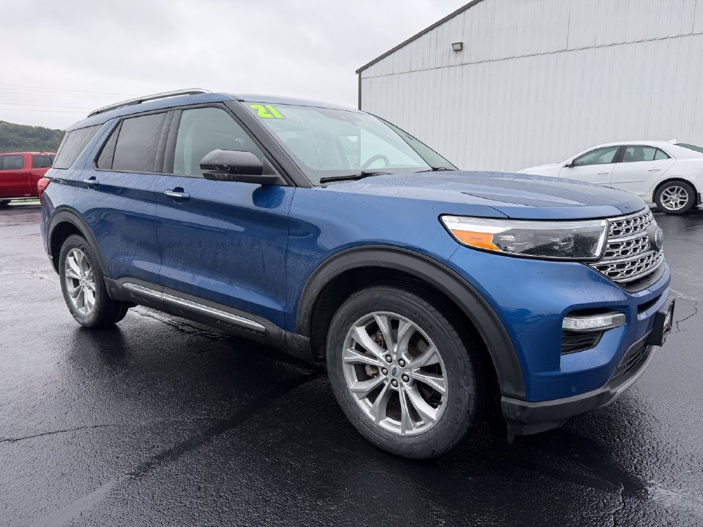 Used 2021 Ford Explorer Limited w/ Equipment Group 301A AWD/4WD image 3