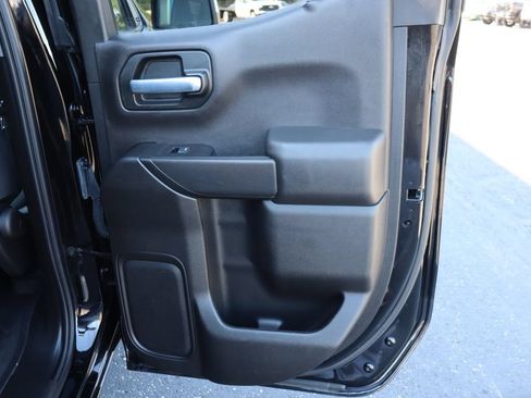 Used 2021 Chevrolet Silverado 1500 LT AWD/4WD image 24
