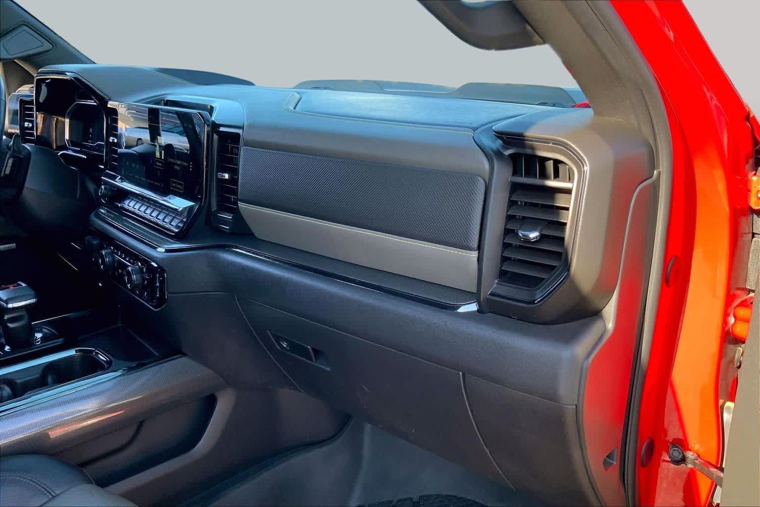 Certified 2025 Chevrolet Silverado 1500 ZR2 w/ Technology Package AWD/4WD image 19