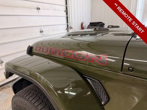 Used 2021 Jeep Gladiator Rubicon image 12