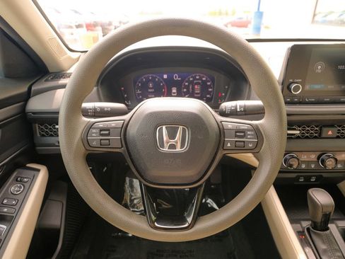 Used 2024 Honda Accord EX image 30