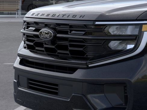 New 2025 Ford Expedition Platinum w/ Stealth Performance Package image 17