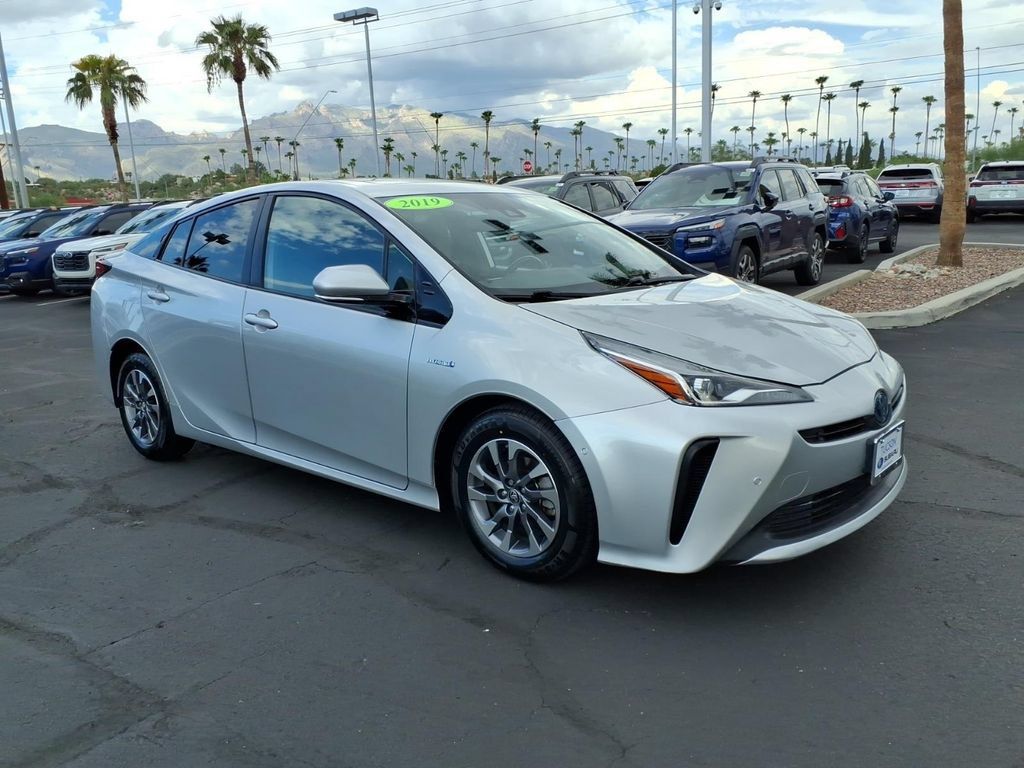 Used 2019 Toyota Prius Limited w/ Premium Convenience Package FWD image 31