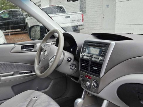 Used 2009 Subaru Forester 2.5X w/ Popular Equipment Group 5A image 9
