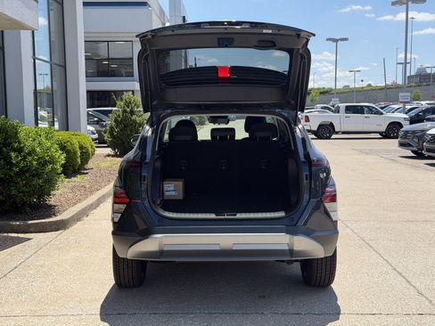 New 2026 Hyundai Kona SEL Premium AWD/4WD image 9