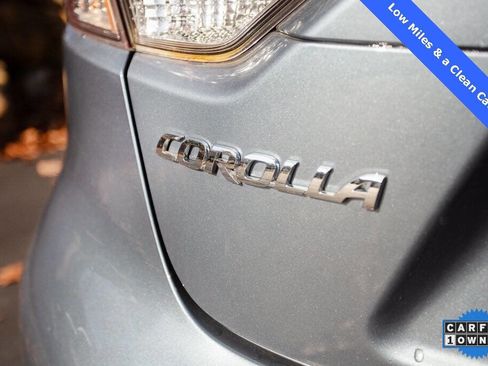 Used 2020 Toyota Corolla SE image 11