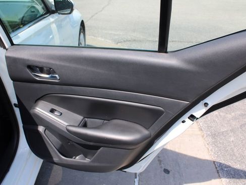 Used 2022 Nissan Altima 2.5 S FWD image 23