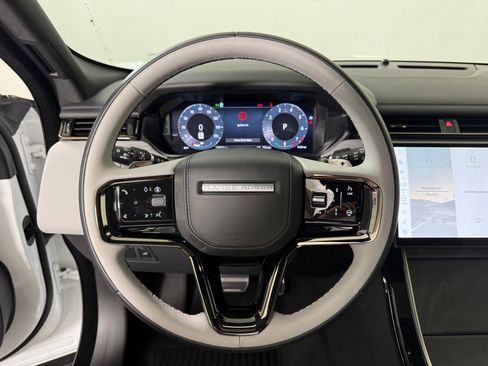Used 2026 Land Rover Range Rover Velar Dynamic SE AWD/4WD image 17