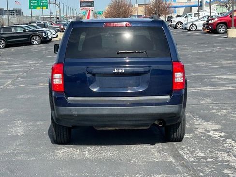 Used 2015 Jeep Patriot Sport w/ Power Value Group image 4