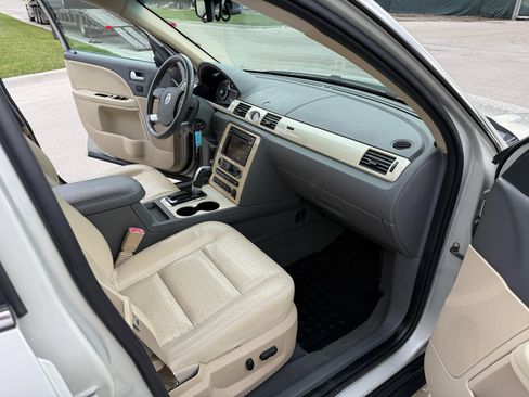 Used 2008 Mercury Sable Premier image 24