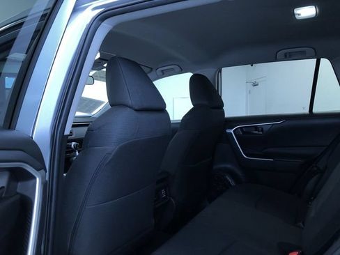 Certified 2025 Toyota RAV4 LE AWD/4WD image 19