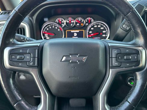 Used 2021 Chevrolet Silverado 1500 LT Trail Boss image 30