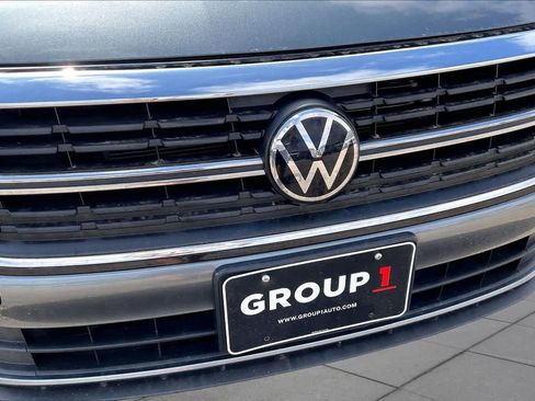 Used 2024 Volkswagen Jetta SE FWD image 30