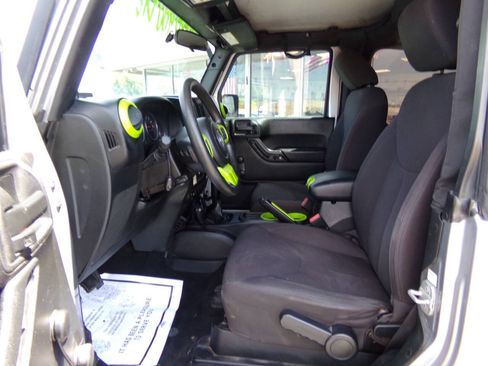 Used 2014 Jeep Wrangler Sport AWD/4WD image 14